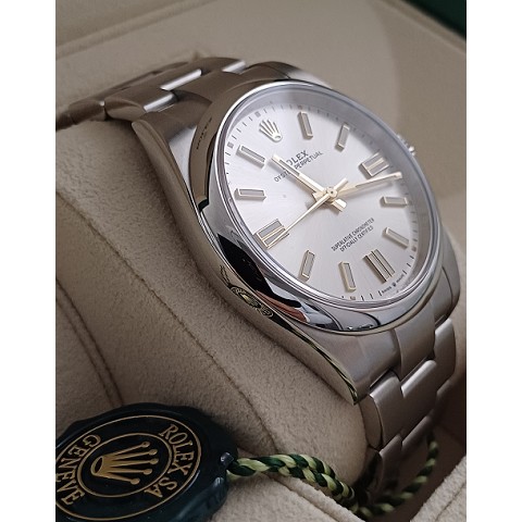 Oyster Perpetual 41 mm ref. 124300 NEW